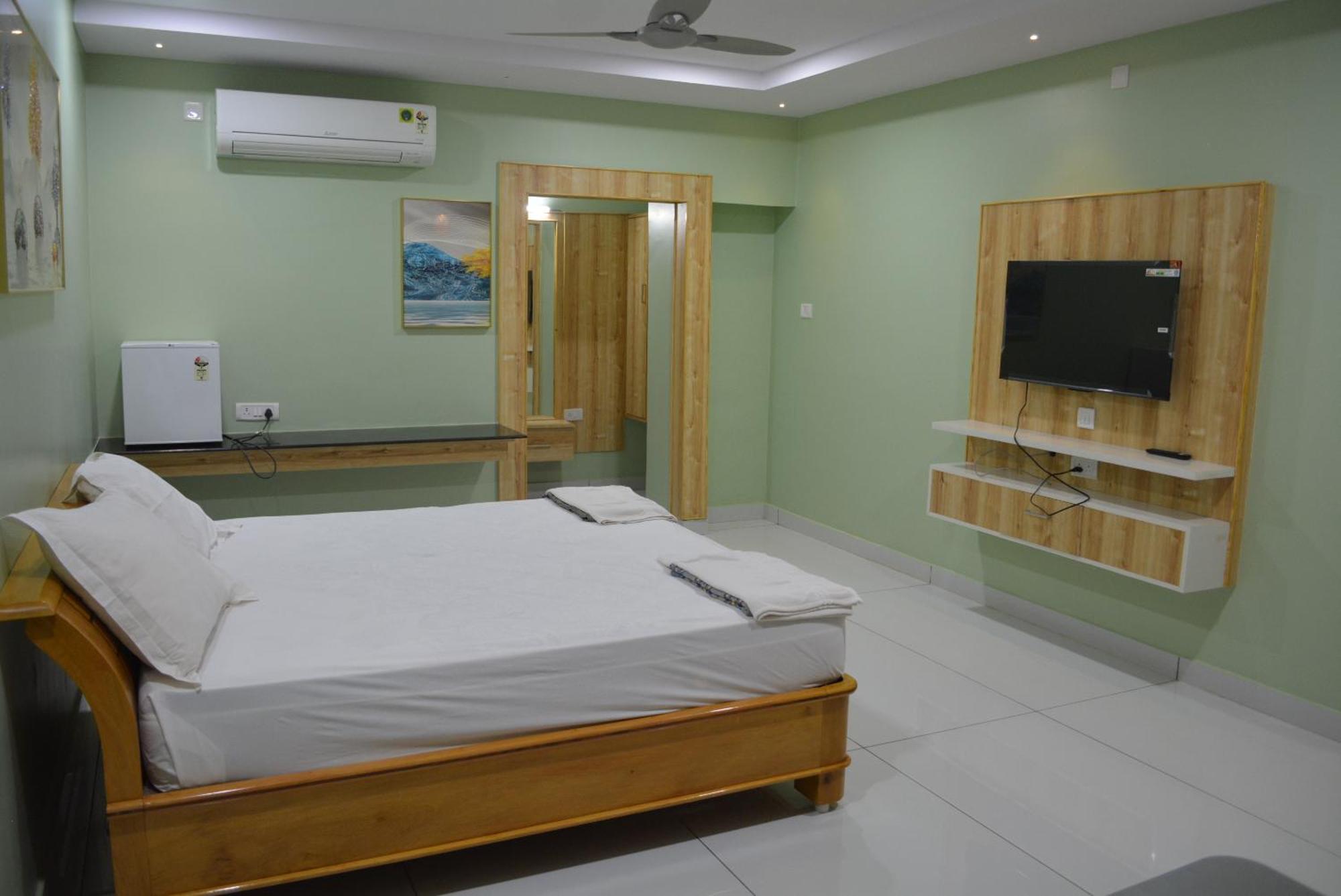 Yanam Resorts Esterno foto